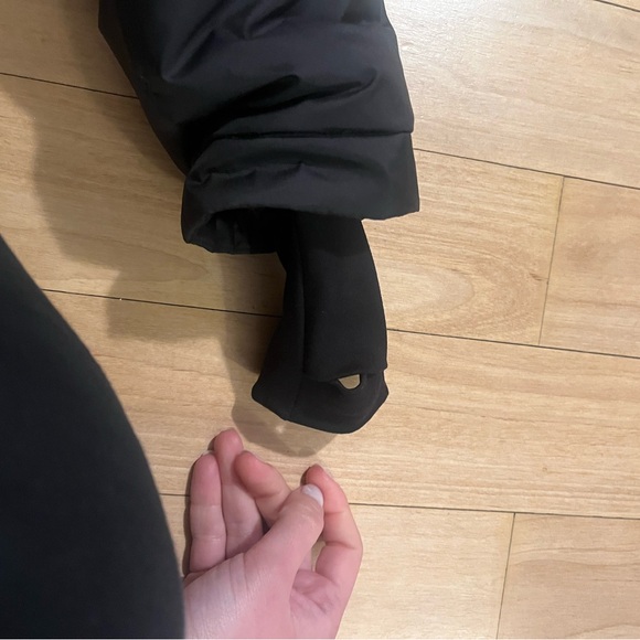 Quince Women's Responsible Long Down Puffer Jacket Black XS New with tags NWT - Picture 4 of 15